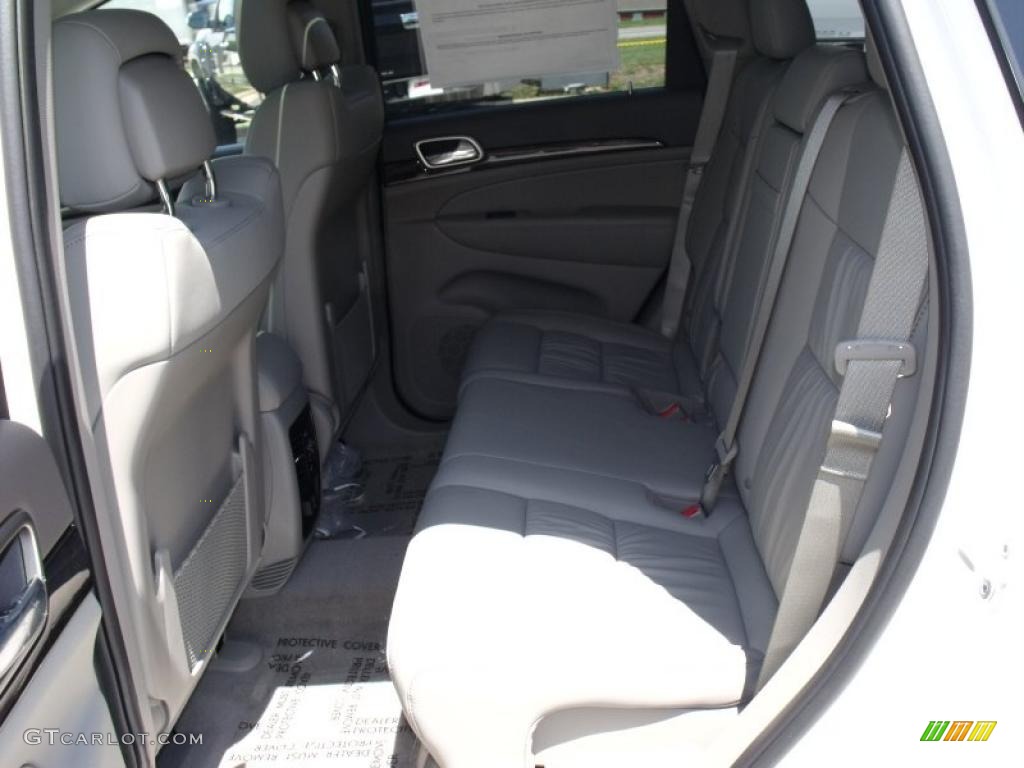 2011 Grand Cherokee Laredo X Package - Stone White / Dark Graystone/Medium Graystone photo #12