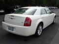 Cool Vanilla White - 300 LX Photo No. 4