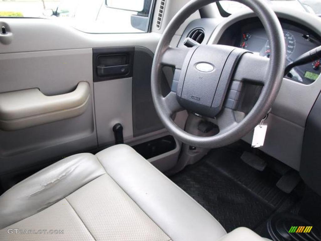 2004 F150 XL Regular Cab 4x4 - Dark Shadow Grey Metallic / Dark Flint photo #11