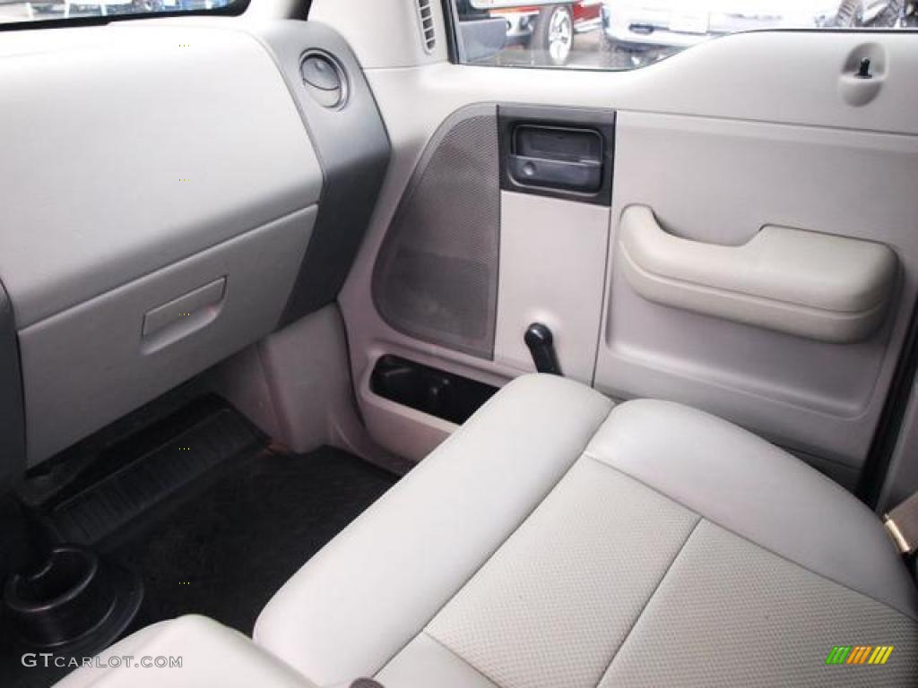 2004 F150 XL Regular Cab 4x4 - Dark Shadow Grey Metallic / Dark Flint photo #13