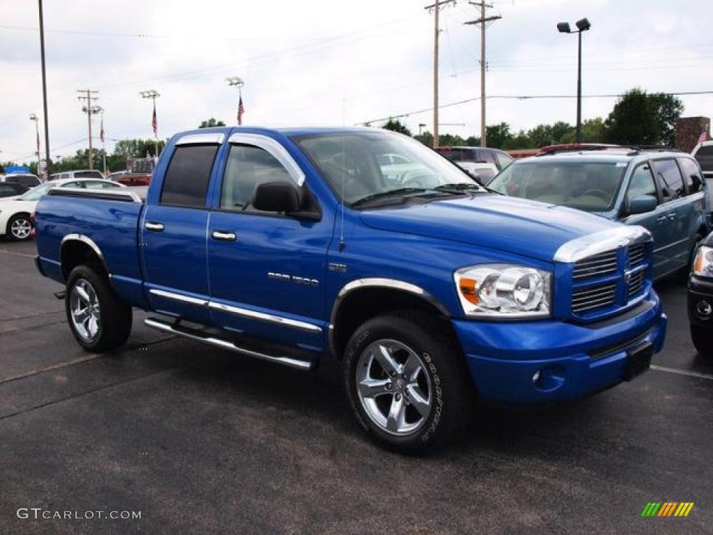 2007 Ram 1500 Sport Quad Cab 4x4 - Electric Blue Pearl / Medium Slate Gray photo #2