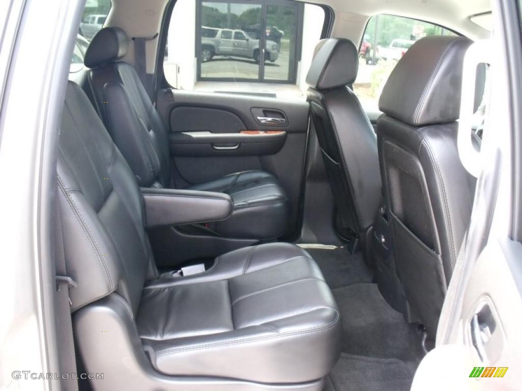 2007 Suburban 1500 LT - Silver Birch Metallic / Ebony photo #15