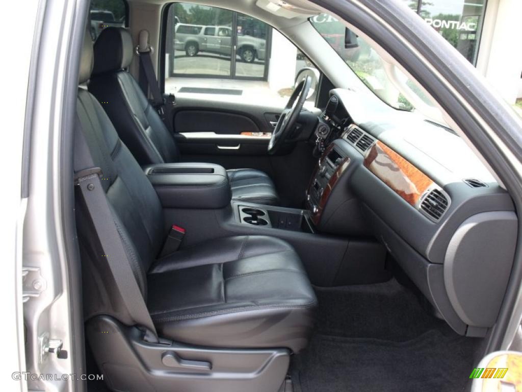 2007 Suburban 1500 LT - Silver Birch Metallic / Ebony photo #17