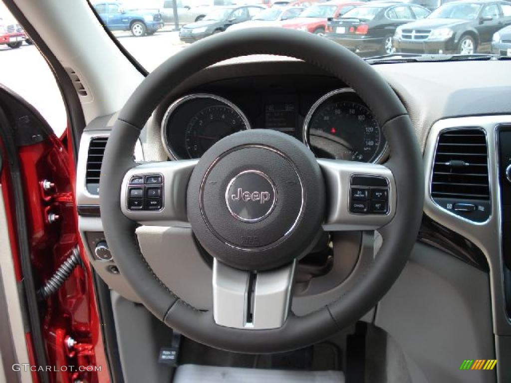 2011 Grand Cherokee Laredo 4x4 - Inferno Red Crystal Pearl / Dark Graystone/Medium Graystone photo #24