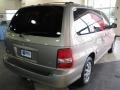 2005 Diamond Silver Metallic Kia Sedona LX  photo #7