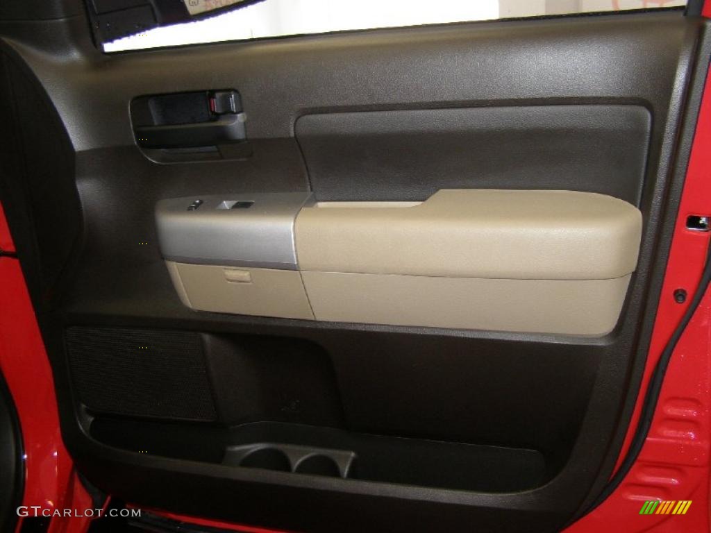 2007 Tundra SR5 TRD Double Cab 4x4 - Radiant Red / Black/Beige photo #28