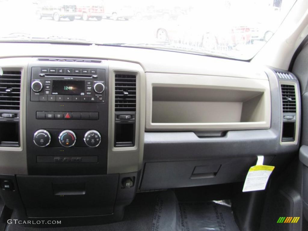 2010 Ram 1500 ST Quad Cab - Stone White / Dark Slate/Medium Graystone photo #20