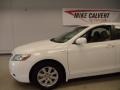 Super White - Camry Hybrid Photo No. 4