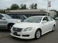 2010 Blizzard White Pearl Toyota Avalon XL  photo #1