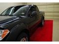 2006 Super Black Nissan Frontier XE King Cab  photo #12