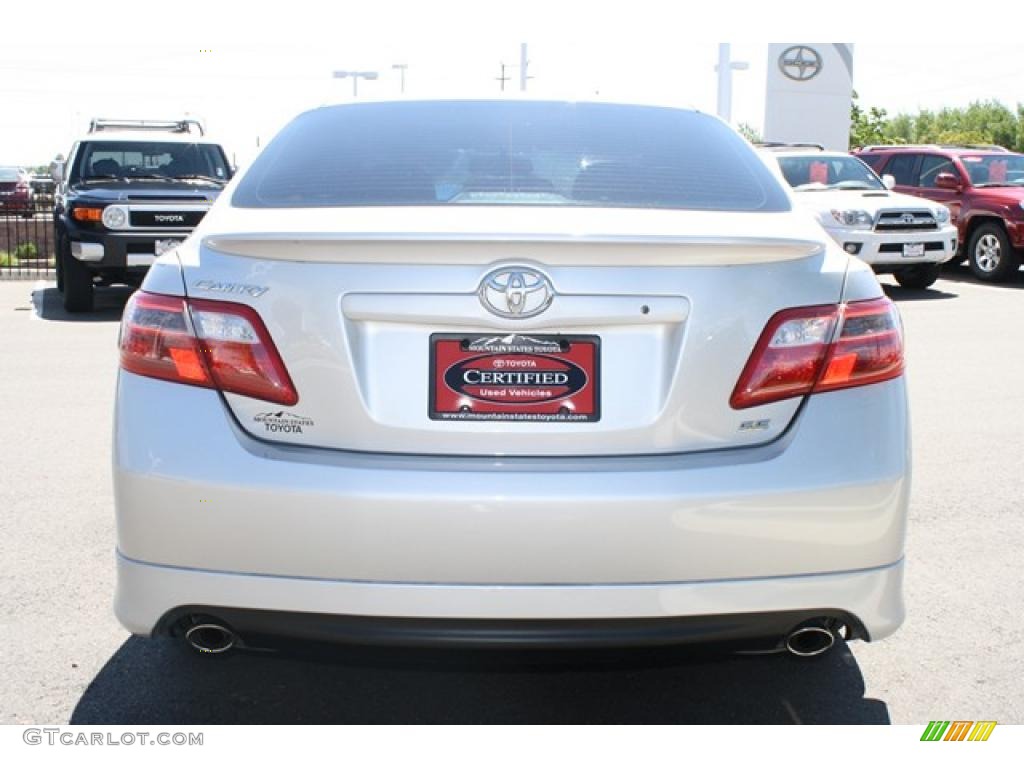 2008 Camry SE V6 - Classic Silver Metallic / Dark Charcoal photo #3