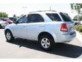 2004 Diamond Silver Metallic Kia Sorento LX  photo #4