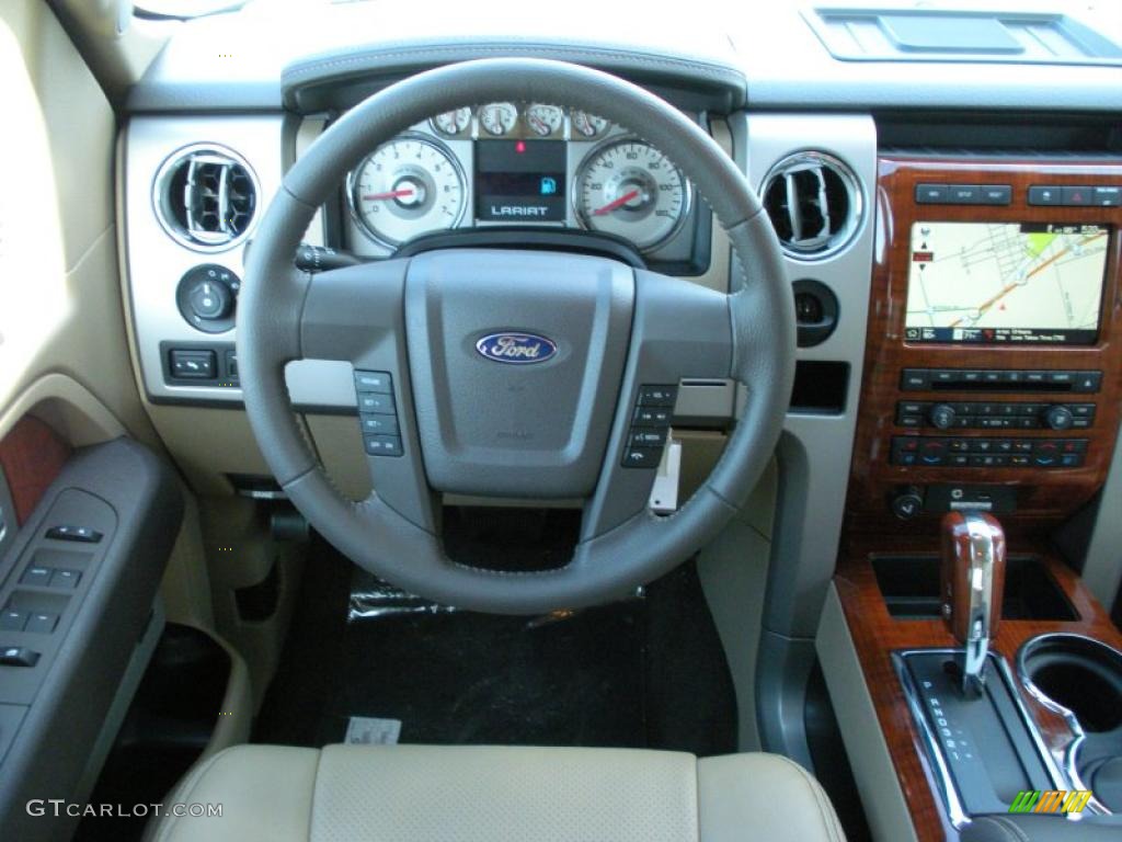 2010 F150 Lariat SuperCrew - Tuxedo Black / Tan photo #7