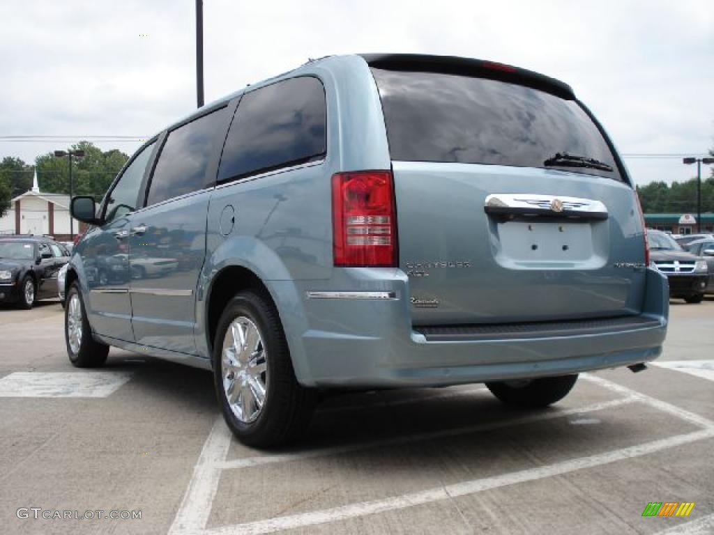 2010 Town & Country Limited - Clearwater Blue Pearl / Medium Pebble Beige/Cream photo #5