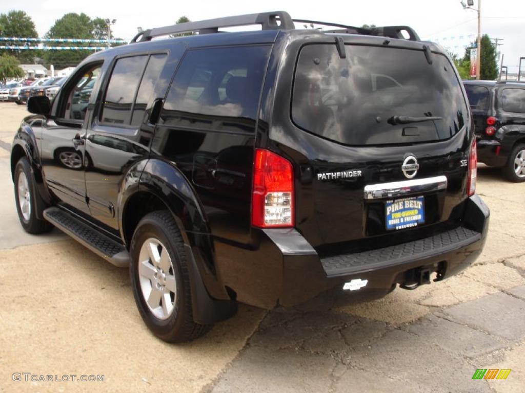 2008 Pathfinder SE 4x4 - Super Black / Graphite photo #9