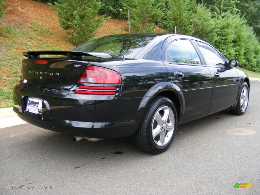 2004 Stratus SXT Sedan - Black / Dark Taupe/Medium Taupe photo #5