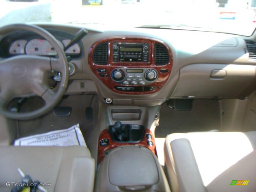 2002 Sequoia Limited 4WD - Natural White / Oak photo #27