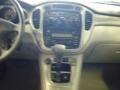 Millennium Silver Metallic - Highlander V6 4WD Photo No. 6