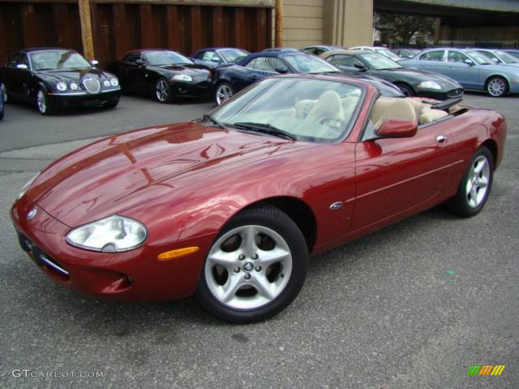 2000 XK XK8 Convertible - Carnival Red / Ivory photo #1