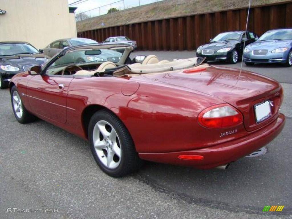 2000 XK XK8 Convertible - Carnival Red / Ivory photo #4