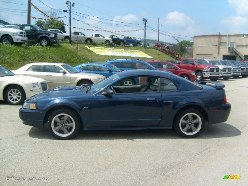 2001 Mustang GT Coupe - True Blue Metallic / Medium Graphite photo #2