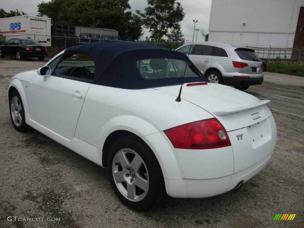2002 TT 1.8T Roadster - Brilliant White / Aviator Grey photo #10