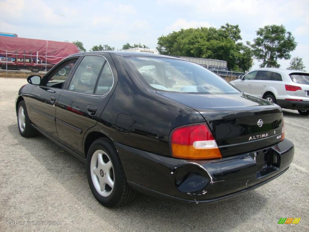 1999 Altima GXE - Super Black / Grey photo #10