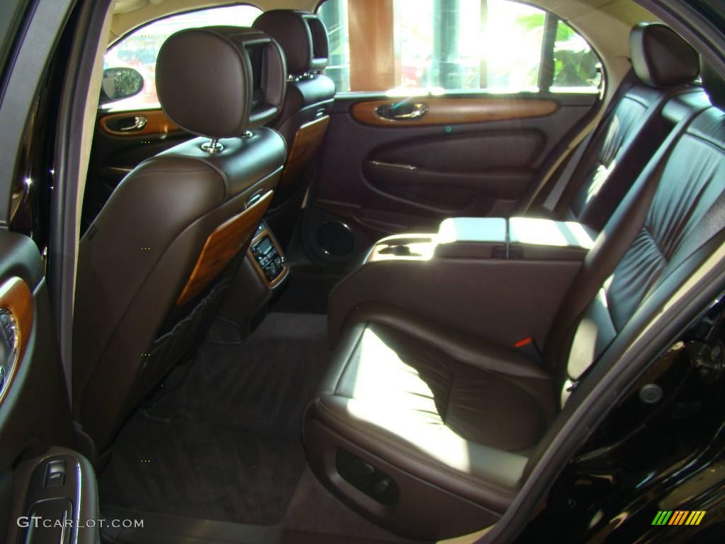 2006 XJ Super V8 Portfolio - Black Cherry / Conker Brown photo #24