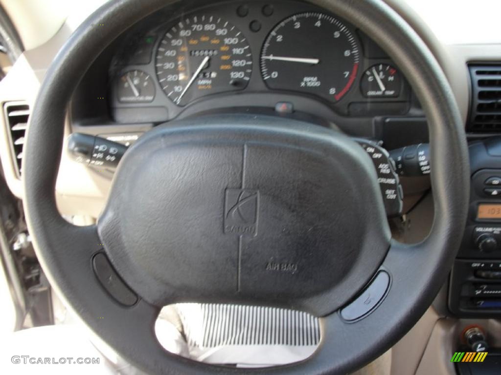 1997 S Series SL2 Sedan - Gold / Tan photo #37