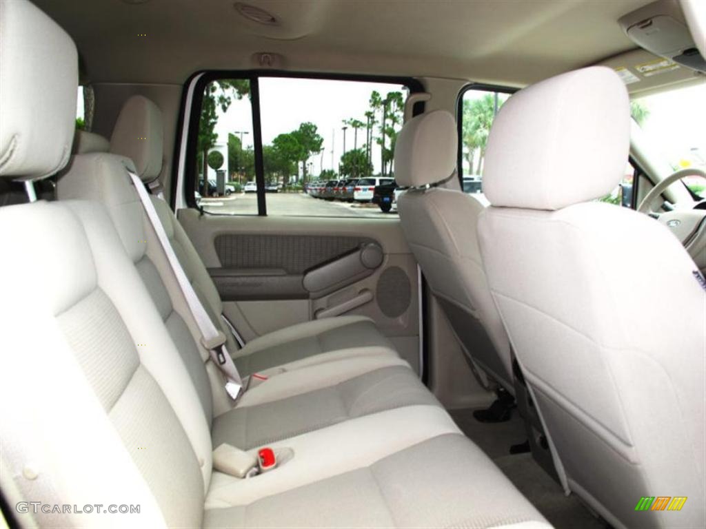 2006 Explorer XLT - Silver Birch Metallic / Stone photo #14