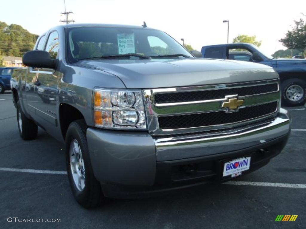 2008 Silverado 1500 LT Extended Cab 4x4 - Graystone Metallic / Dark Titanium photo #1