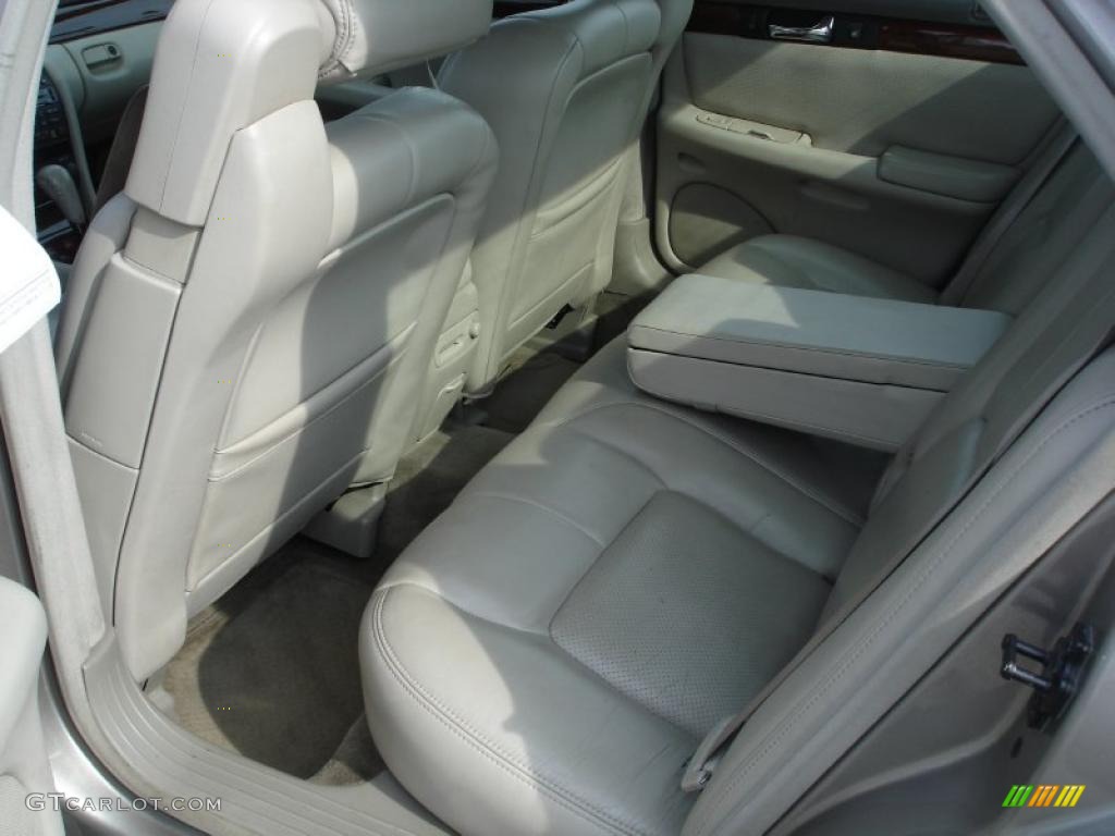 2000 Seville STS - Bronzemist / Neutral Shale photo #12