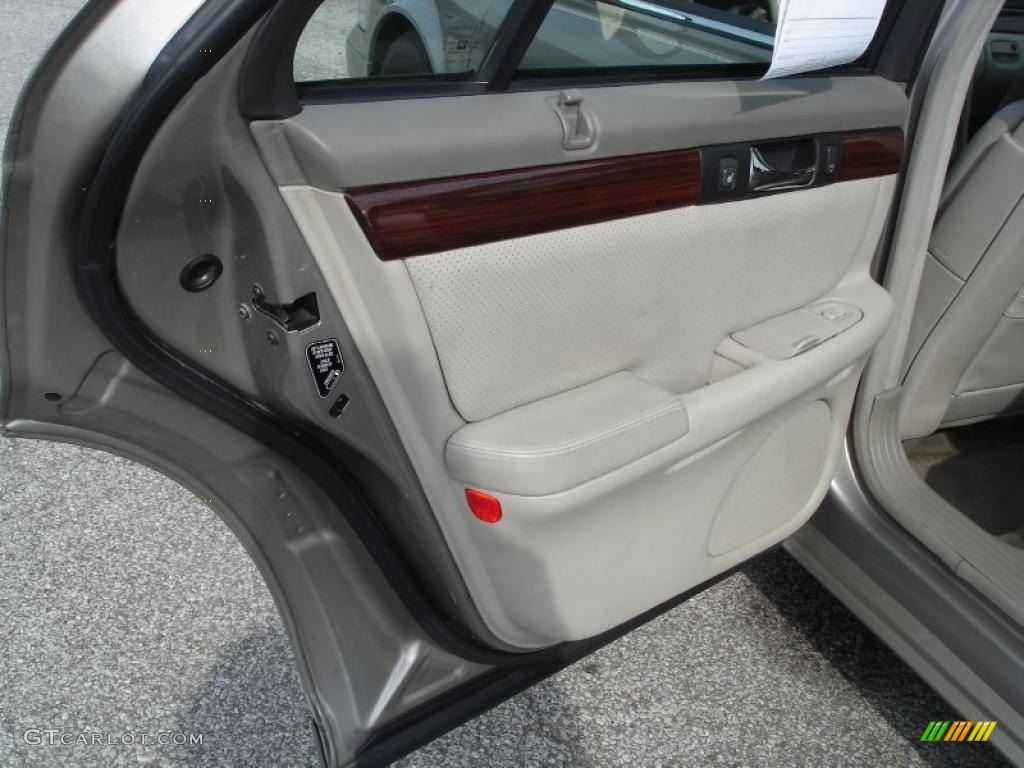 2000 Seville STS - Bronzemist / Neutral Shale photo #14