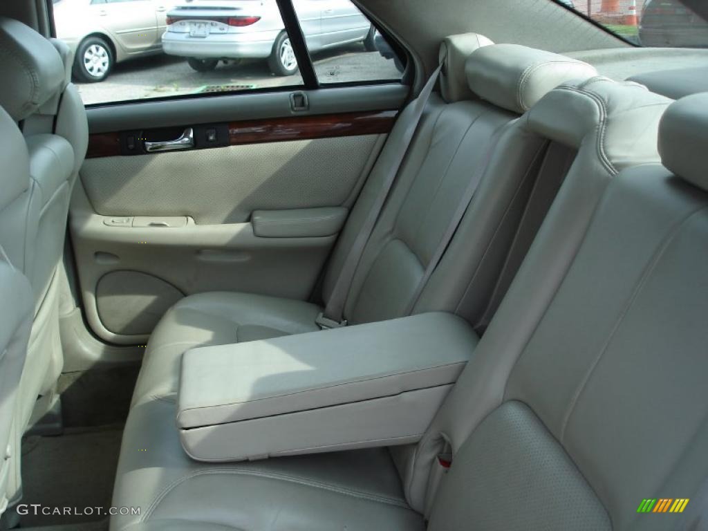 2000 Seville STS - Bronzemist / Neutral Shale photo #15