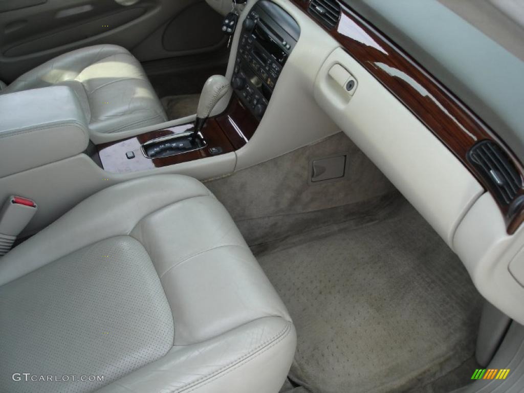 2000 Seville STS - Bronzemist / Neutral Shale photo #35