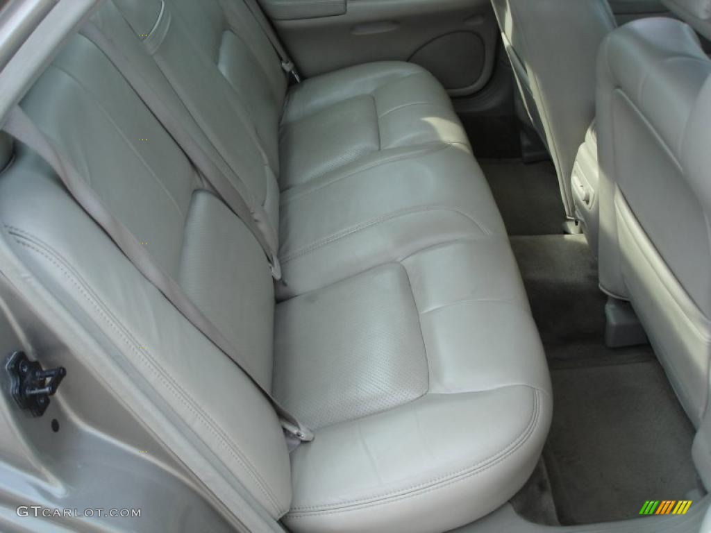 2000 Seville STS - Bronzemist / Neutral Shale photo #38