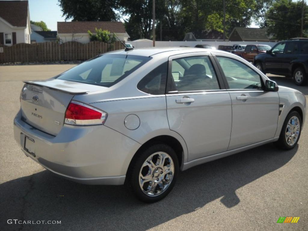 2008 Focus SES Sedan - Silver Frost Metallic / Medium Stone photo #7