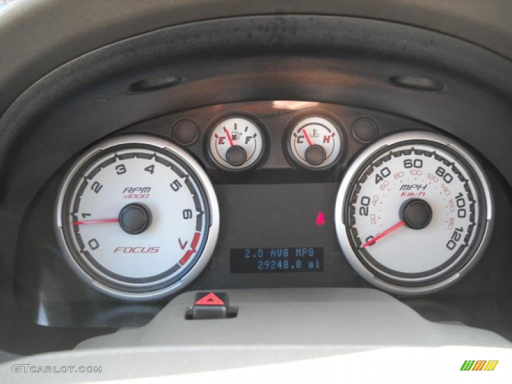 2008 Focus SES Sedan - Silver Frost Metallic / Medium Stone photo #14