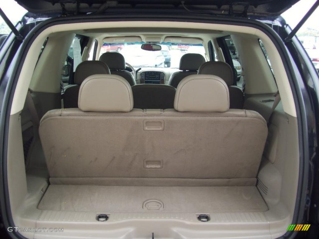 2002 Explorer Eddie Bauer 4x4 - Black Clearcoat / Medium Parchment photo #17