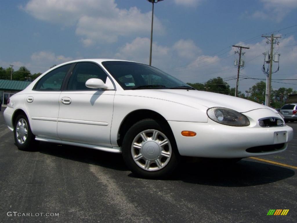 1997 Sable GS Sedan - Vibrant White / Medium Graphite photo #1