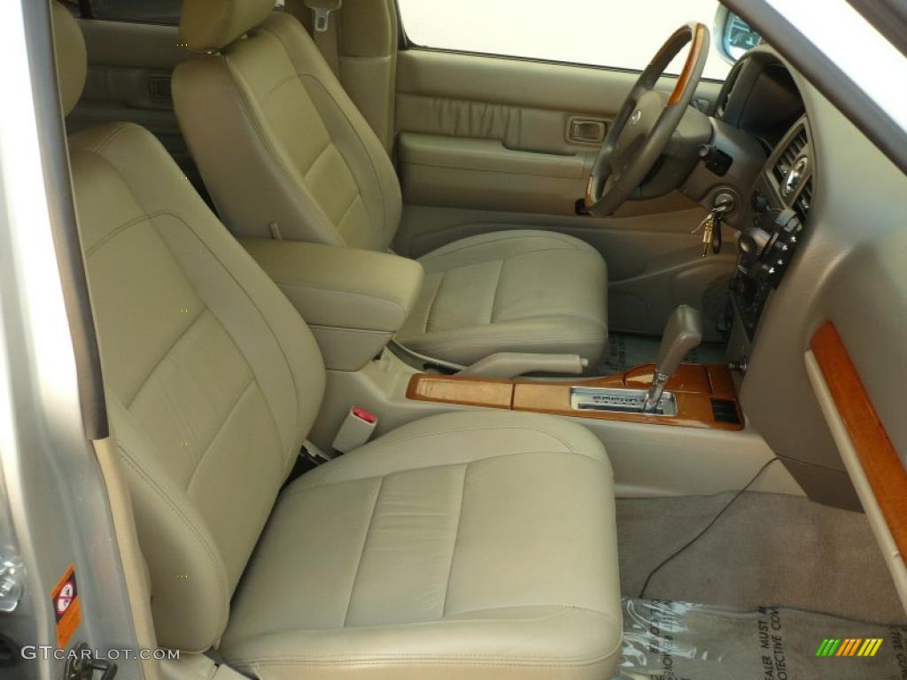 2002 QX4 4x4 - Brilliant Silver Metallic / Stone Beige photo #12