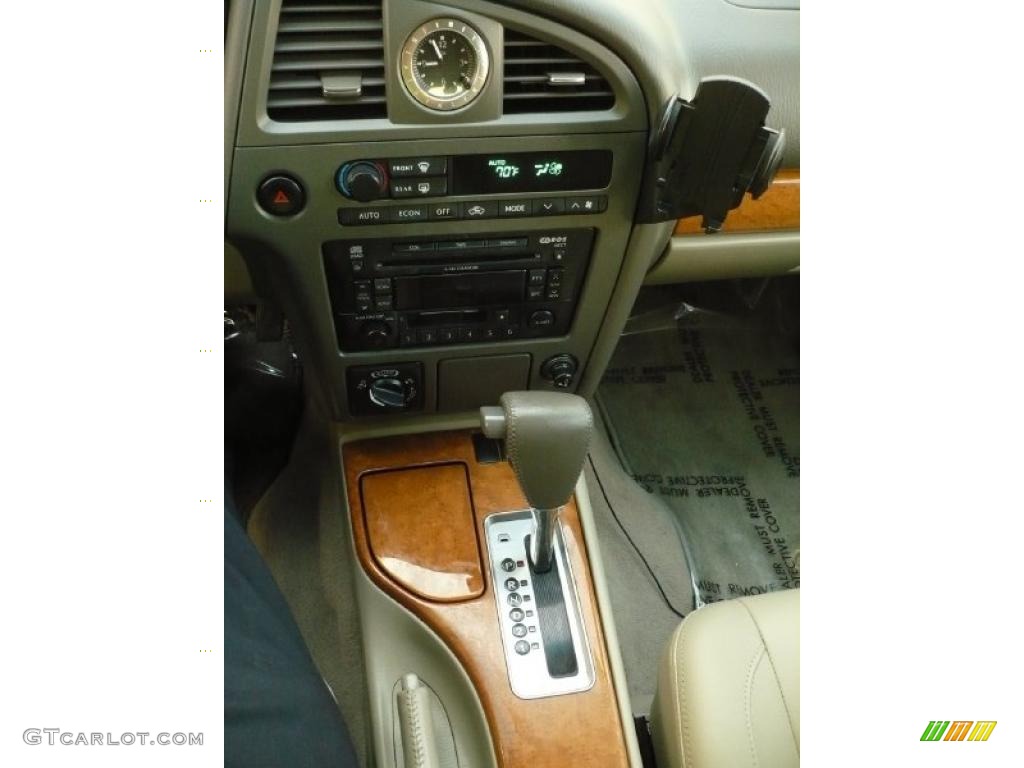 2002 QX4 4x4 - Brilliant Silver Metallic / Stone Beige photo #22