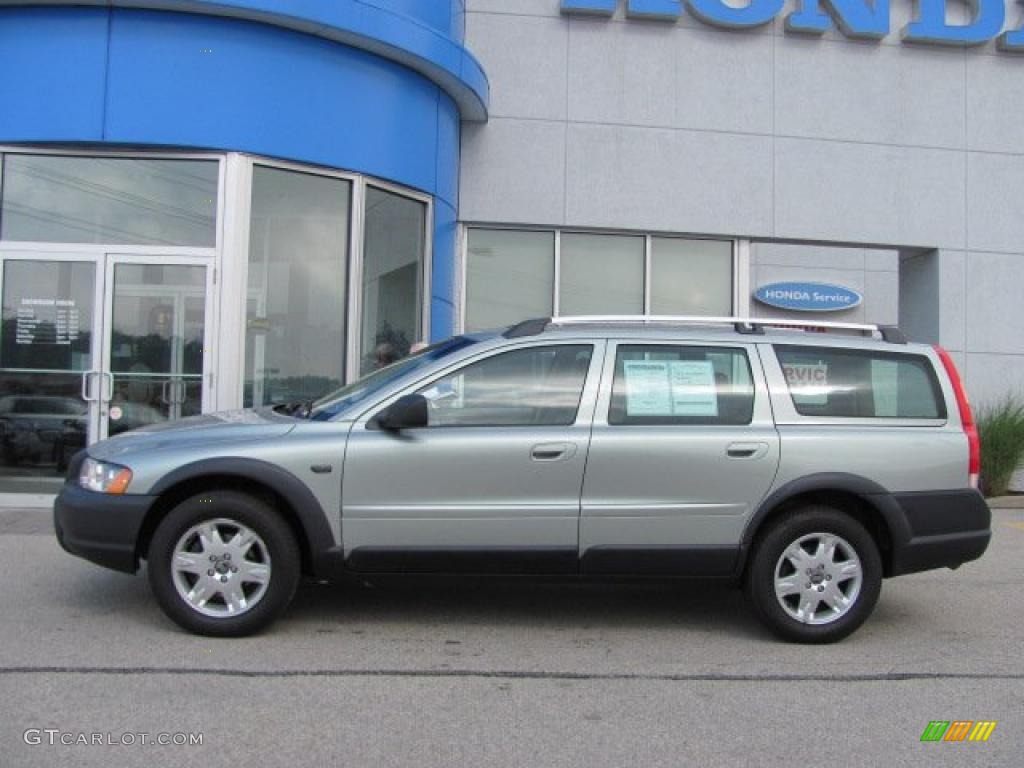 2005 XC70 AWD - Crystal Green Metallic / Taupe photo #2