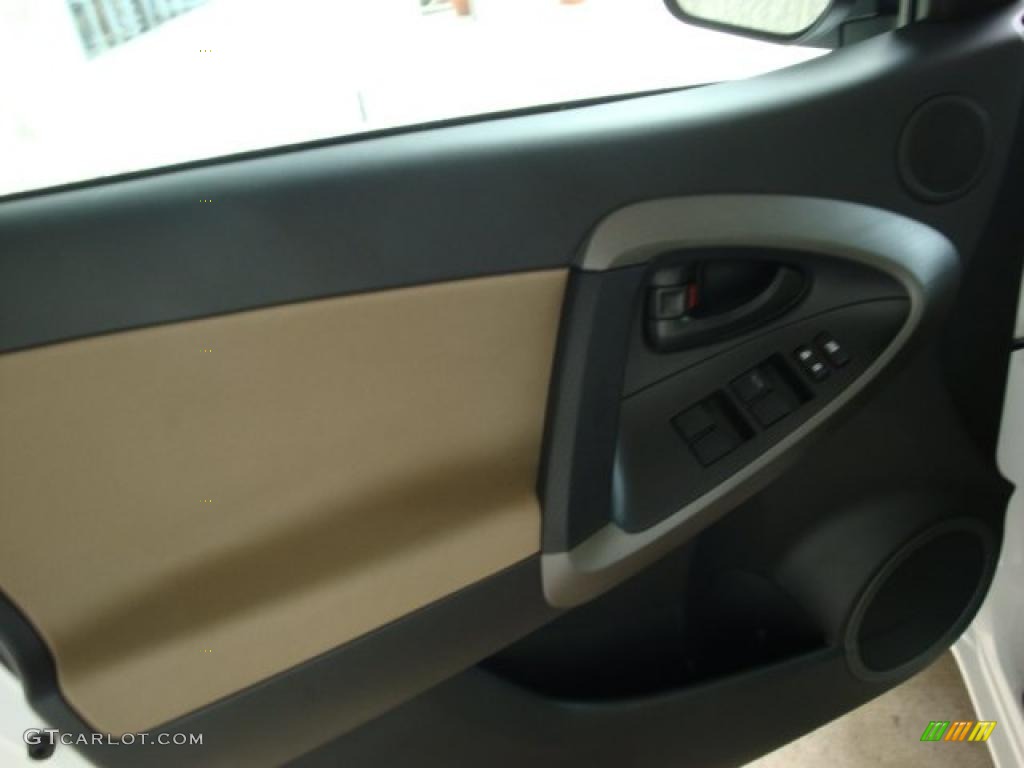 2010 RAV4 I4 4WD - Super White / Sand Beige photo #11