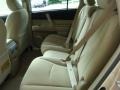 Sandy Beach Metallic - Highlander V6 4WD Photo No. 9