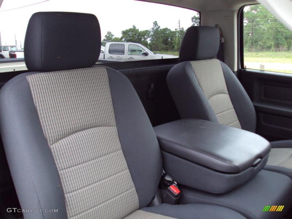 2009 Ram 1500 ST Regular Cab - Light Graystone Pearl / Dark Slate/Medium Graystone photo #10