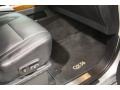 Silver Indulgence - QX 56 4WD Photo No. 9