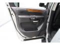 Silver Indulgence - QX 56 4WD Photo No. 53