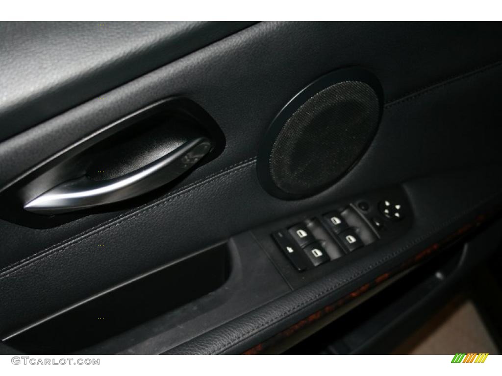 2007 3 Series 335i Sedan - Black Sapphire Metallic / Black photo #26