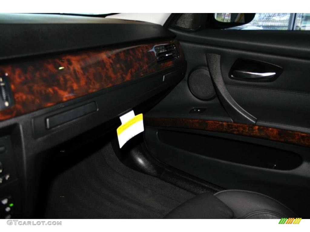 2007 3 Series 335i Sedan - Black Sapphire Metallic / Black photo #30